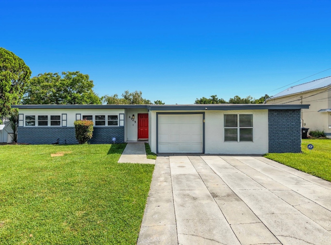 2705 Gulfstream Road