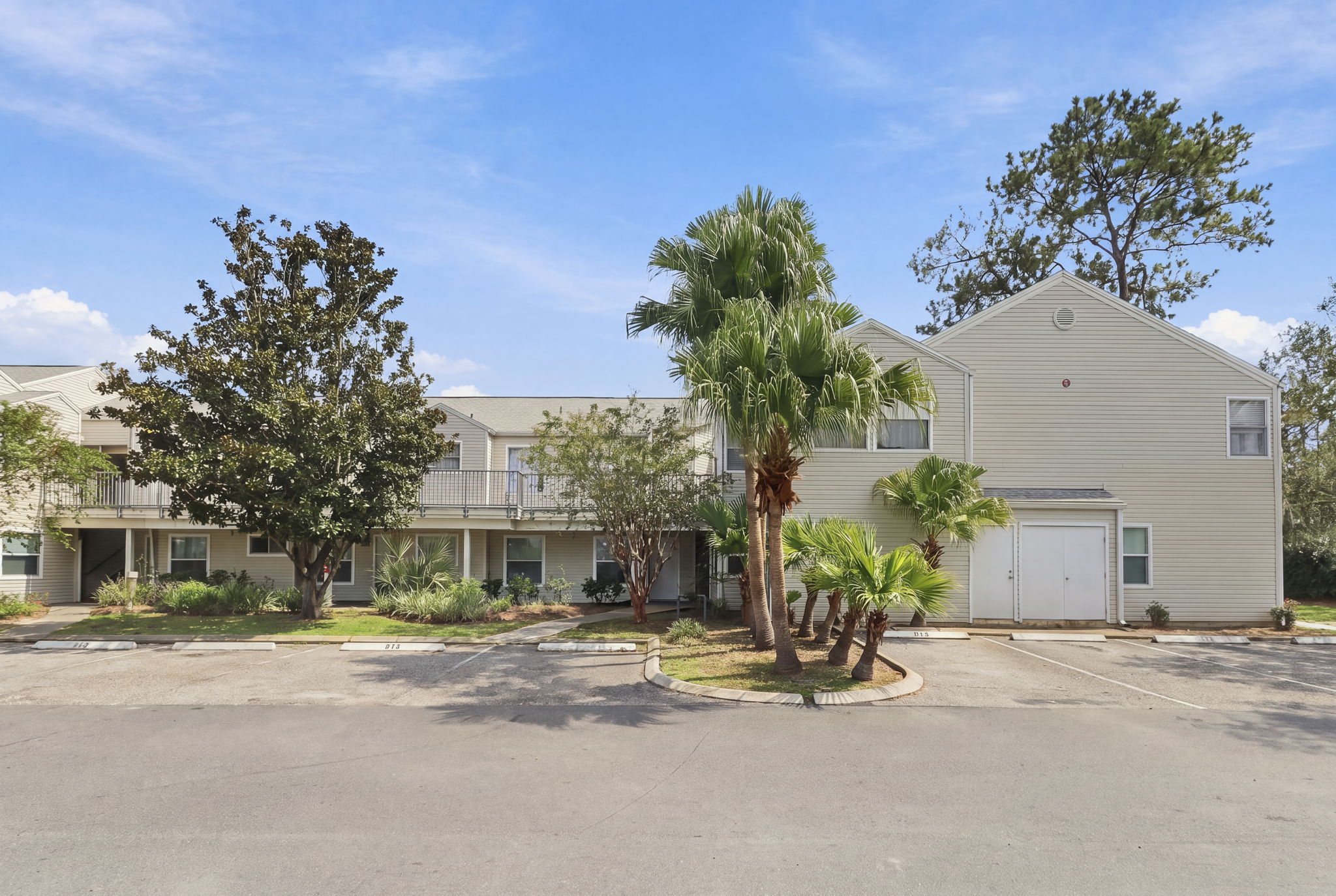 2572 Woodgate Boulevard Unit #105 - 1
